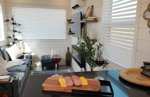 Fredericksburg Apartment | La Rioja Station | Patio | 1BR | Wine Escape
