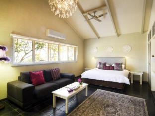 Nelspruit House | La Roca Guest House