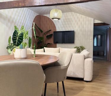 Epernay Apartment | La Rosa