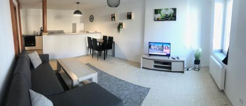 Saint-Brisson-sur-Loire House | La rose des sables