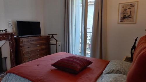 Le Pouget House | LA ROSE DES VENTS