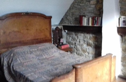 Plougastel-Daoulas House | La rose trémières 400 m de la mer