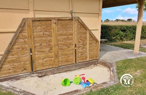 Cosse-le-Vivien House | La Rose Trémière, 6 personnes