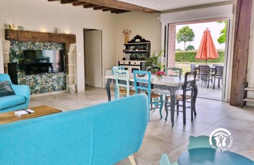 Cosse-le-Vivien House | La Rose Trémière, 6 personnes