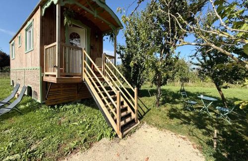 Pontorson Apartment | La Roulotte de Ville Chérel