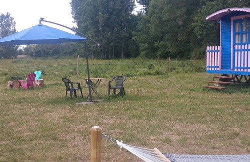 Le Vieil-Bauge House | La Roulotte Du Moulin De Palet 1