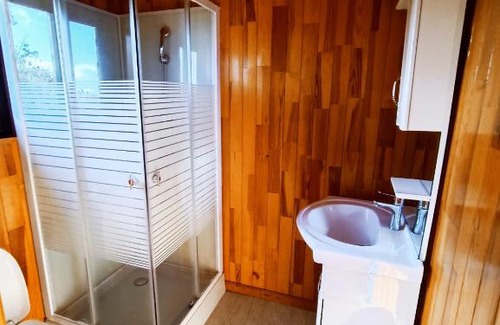 La Plaine des Cafres Ski Chalet | La roulotte géante