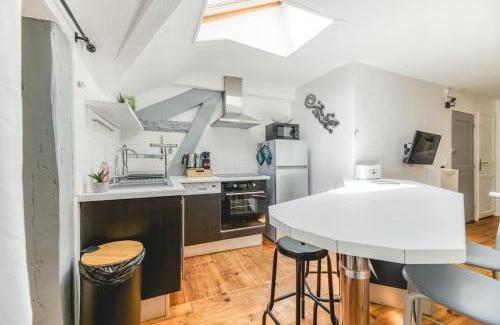 Voiron Apartment | La Salamandre, 40 m2, 1 chambre, 2 pas de la gare