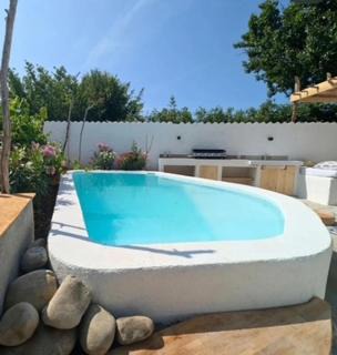 Aubignosc House | La Salamandre de l Olivier - Le Magnolia