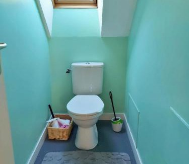 Saint-Thomas-de-Courceriers House | La Semondière