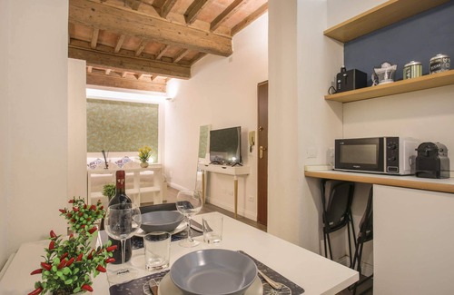 Sant' Ambrogio Apartment | La Sinagoga Suite