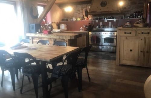 Saint-Jean-de-Belleville House | LA Spatule - LES Belleville