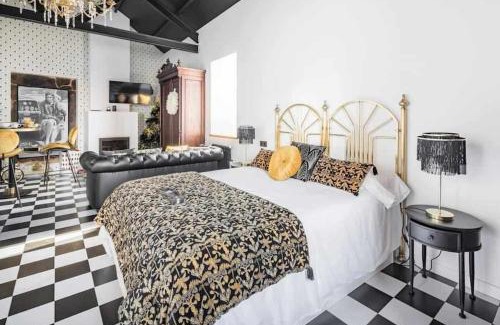 Corcubion Apartment | La Suite Años 20 Bañera, chimenea y terraza