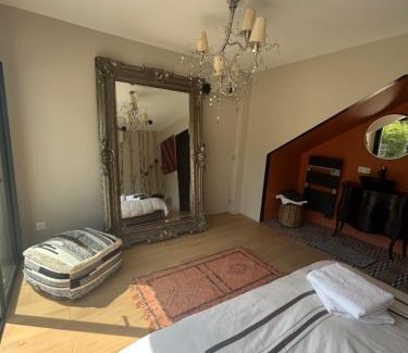 L'Isle-Adam House | La suite de Chantepie