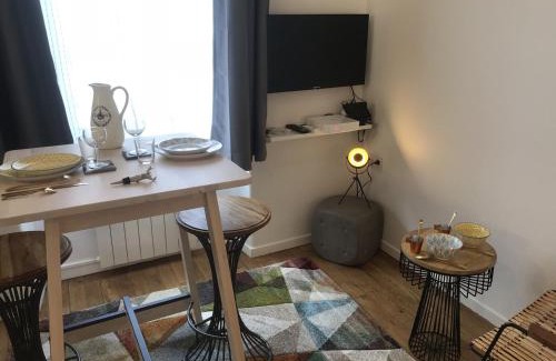 Part Dieu - Bir Hakeim Apartment | La Suite de Léon appartement D - Lyon Garibaldi