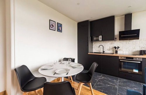 Guingamp Apartment | La Suite de l'Elegance, proche gare de Guingamp