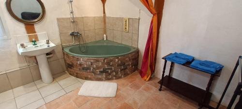 Onesse-et-Laharie Apartment | La suite du Bûcheron