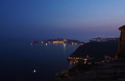 Old Town Bed & Breakfast | La Suite du Village d'Eze