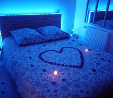 Courgains House | La Suite Etoilée - Balnéo privative