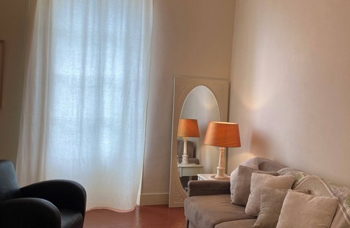 Apt Apartment | La Suite Grégoire in Provence