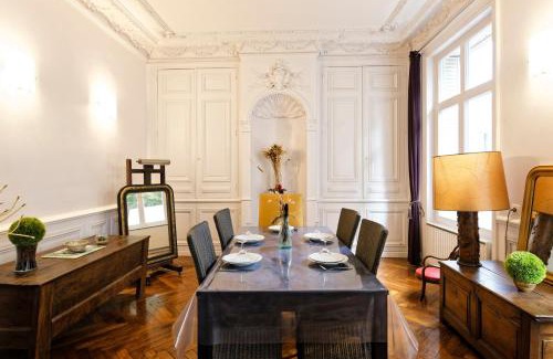 Nancy City Centre Apartment | La Suite Joli Coeur - Appt type Ecole de Nancy