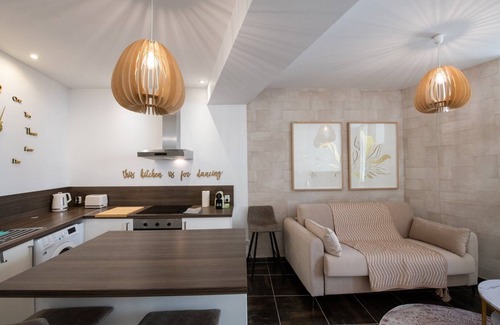 Old Lyon Apartment | La Suite Sépia - Superbe appartement Vieux Lyon