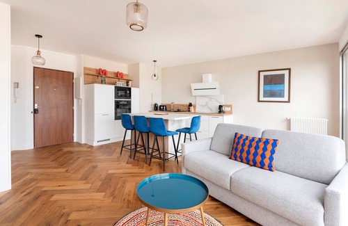 Fontenay-aux-Roses Apartment | La tête dans les nuages - Appt pour 4