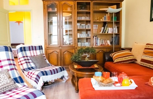 Saint-Nicolas-de-Redon Apartment | La Tanière du Corsaire - Cœur de Ville - Meublé 16 Personnes 120m² 4 Chambres