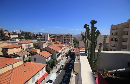 La Californie Apartment | La terrasse de Carras
