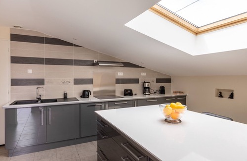 Montcenis Apartment | La Terrasse de Montcenis