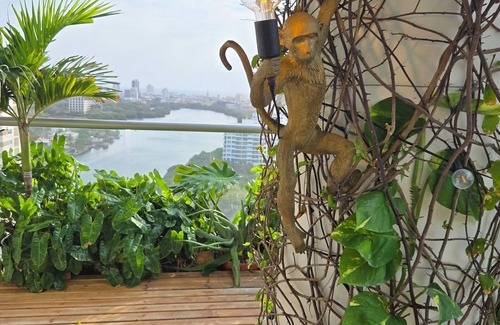 Marbella Apartment | "La Terraza " un oasis escondido junto a la ciudad antigua, lleno de magia.