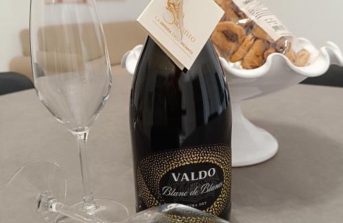 Surano House | La Terrazza, appartamento con terrazzo e solarium