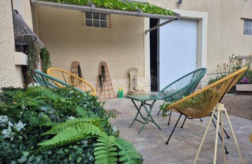 Montreuil-Bellay House | La Thibaudière - Maison familiale