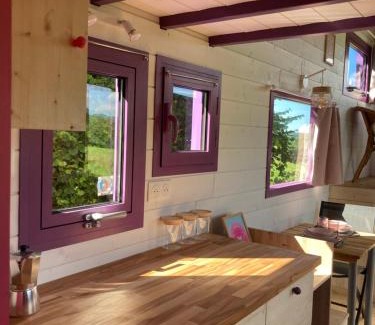 Saint-Pierre-le-Chastel Cabin | La Tiny de Papa un logement Eco-responsable