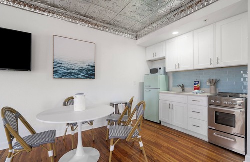 Pass-a-Grille Historic District Apartment | La Tortuga Historic Pass A Grille St Pete Beach 789