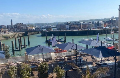 Dieppe Hotel | LA TOUR AUX CRABES près de la plage