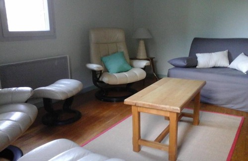 Creysse House | LA TOUR - CREYSSE - Gîte