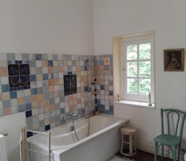 Saint-Firmin-sur-Loire House | La Tour Des Douves