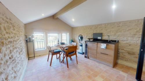 Grignan Villa | La tour de Grignan
