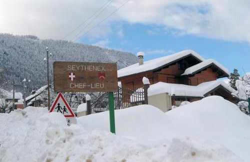 Faverges-Seythenex House | La Tour de Seythenex