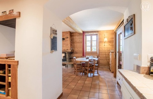 Saint-Martin-d'Arc House | LA Tour - St-martin-d'arc