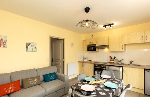 La Madeleine-Bellevue Apartment | La Tréherais by Interhome