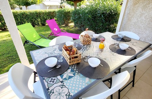 Prunete Villa | La Tranquillité Bleue en Famille