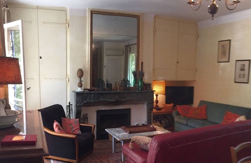 Mazan House | LA TRES GRANDE PEYRIERE - stone villa w large pool, large wooded prop, 3 brm
