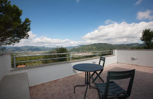 Santo Stefano di Magra Hotel | La Trigola