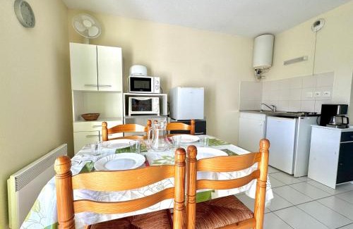 Meyras Apartment | La Vallée Appartement 29 - Thermes Neyras les Bains