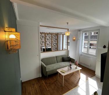 Eu Apartment | LA VERRIÈRE. Les Locations ISAHORA c'est aussi plusieurs appart' de Standing à 2 pas du Château d'Eu, des Falaises du Tréport, de MERS les Bains et aux portes de la BAIE DE SOMME