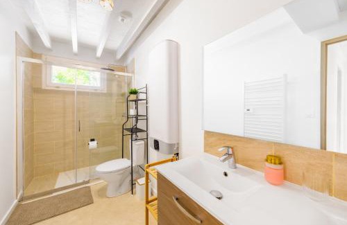 Barentin Apartment | La Vie en Rose