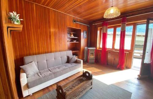 Lignod Apartment | La Vie en Rose - Lignod