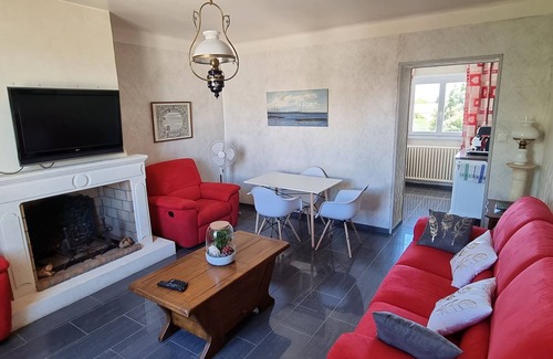 Vergeze Apartment | La Vigneronne - Peaceful apartment in the heart of a 19th-century house